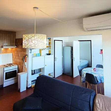 Beautiful T3 With Balcony - Sea View Apartment